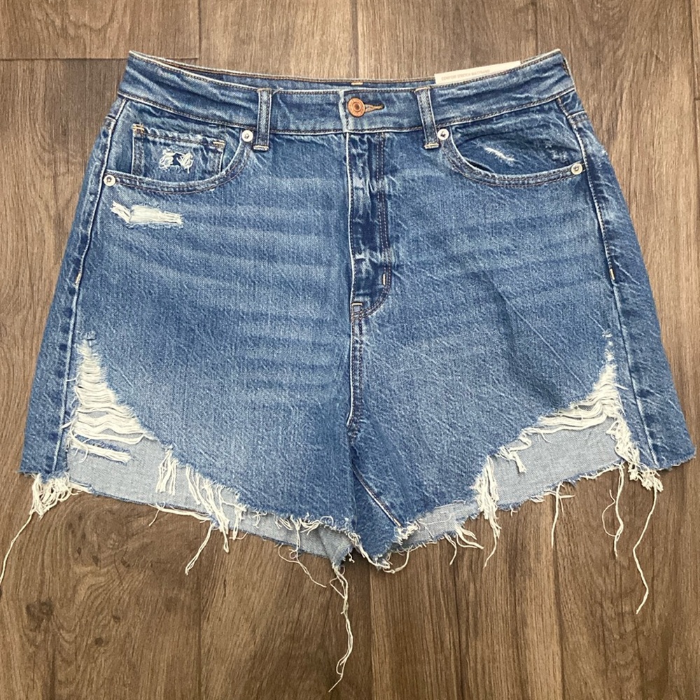 A&E Highest Rise Mom Short